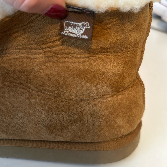 Ugg Grand Down Under Ankle Boots - Picture 4 of 9